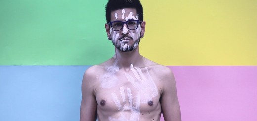 Si intitola "THE WHITE BIRD" il nuovo videoclip di Aléxein Mégas