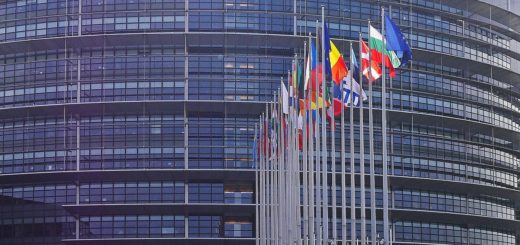 Diritto d'autore: il Parlamento europeo approva la nuova direttiva